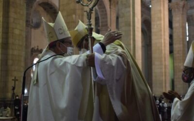 Mons. Percy Galván toma posesión como Arzobispo de la Arquidiócesis de La Paz